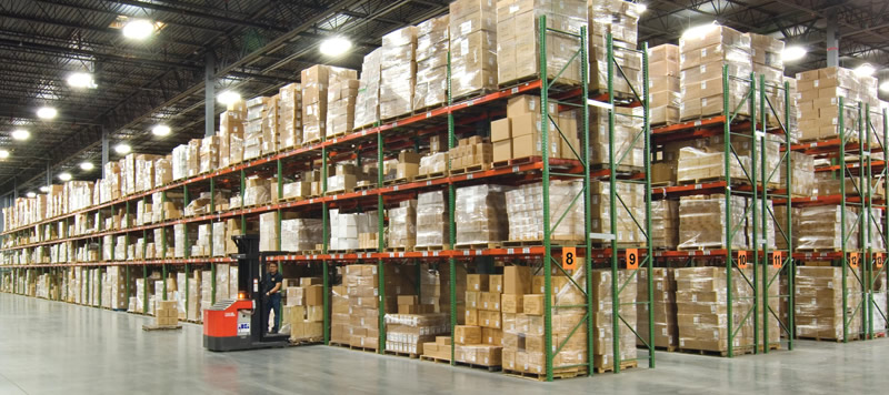 Industrial pallet racking warehouse in Milwaukee Wisconsin